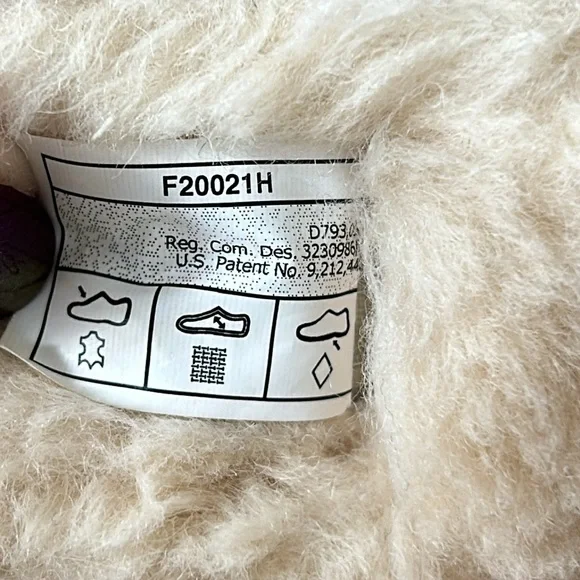 UGG Slippers Suede Leather Dakota Water-Resistant Chestnut Brown Size 6 - Picture 10 of 15